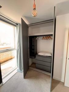 Fotografie z fotogalerie ubytování Elegant Chic Living: 1 Bed In Vibrant London Area v Londýně