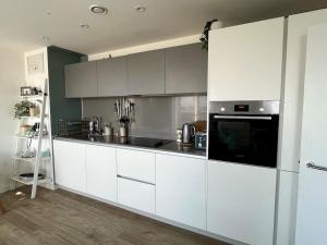 Fotografie z fotogalerie ubytování Elegant Chic Living: 1 Bed In Vibrant London Area v Londýně
