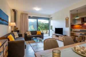 A television and/or entertainment centre at Chryssi myHome