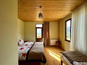 Postel nebo postele na pokoji v ubytování Hotel Lamala + 37 fotografií
