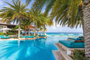 Bazén v ubytování Zemi Beach House, LXR Hotels & Resorts nebo v jeho okolí