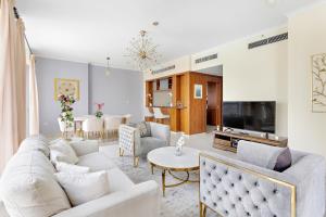 Galeri foto The Most Amazing 2BR, near Burj Park with a Gym & Pool di Dubai