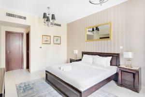 Galeri foto The Most Amazing 2BR, near Burj Park with a Gym & Pool di Dubai