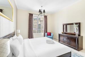 Galeri foto The Most Amazing 2BR, near Burj Park with a Gym & Pool di Dubai