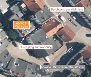 um mapa de um parque de estacionamento com edifícios em Nordic Living im Zentrum Wismars em Wismar