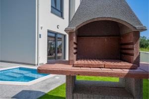 Swimmingpoolen hos eller tæt på Apartment Rose