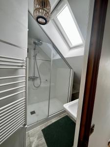 Ένα μπάνιο στο Magnifique appartement à Etretat +30 φωτογραφίες