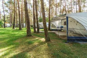 Zahrada ubytování Urlaub im Wohnwagen mitten im Wald
