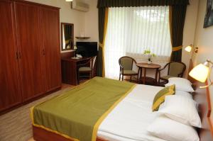 Gallery image of Apartman Bella Hotel in Siófok
