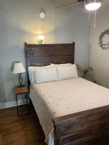 Cama o camas de una habitación en Cozy 4br Lake Lanier GA Waterfront- Great Location