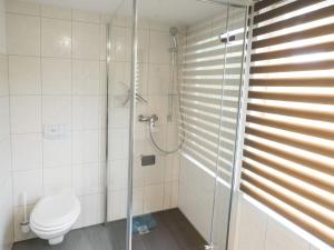 Ένα μπάνιο στο Ferienhaus in Parchim mit Terrasse +16 φωτογραφίες