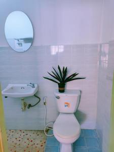 Ein Badezimmer in der Unterkunft Phong lack Guest House