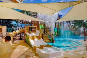 Sundlaugin á Waldorf Astoria Doha Lusail eða í nágrenninu