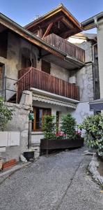 Fotografia z galérie ubytovania Maison centre village, 200m de la plage. v destinácii Talloires