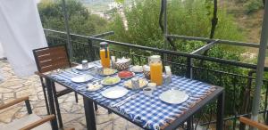 Μπαλκόνι ή βεράντα στο Hazmurat Hotel