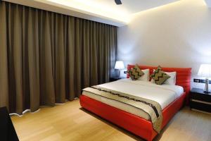 Gallery image of An extravagant Pushp villa overlooking the Ganges in Narendranagar