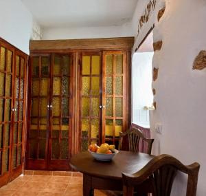 Posezení v ubytování Encantadora casita con molino y piscina