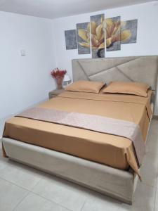 Zdjęcie z galerii obiektu Cozy apartment near sea and airport w mieście Artemida