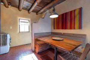 Ảnh trong thư viện ảnh của Canyon Getaway- Courtyard, Canyon Rd & Plaza, 1BR ở Santa Fe