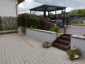 Gallery image of H49 Jacuzzi Penthouse-Adults only in Sovata +17 photos