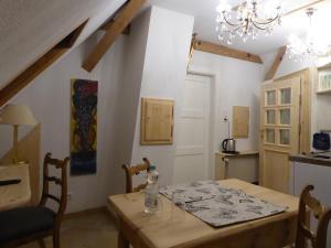 Kuchyň nebo kuchyňský kout v ubytování Pension Zur Rose + 37 fotografií