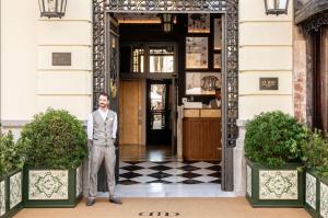 Hotel Montera Madrid, Curio Collection By Hilton的门面或入口