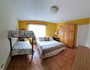 Afbeelding uit fotogalerij van Apartamento Deluxe Lake Panajachel in Panajachel +11 foto's