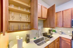 Billede fra billedgalleriet på Urban Escape 1BR,Pool,Gym,Rooftop Serenity, PetsOK i Houston