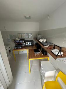 Kuchyň nebo kuchyňský kout v ubytování Pixel Guesthouse