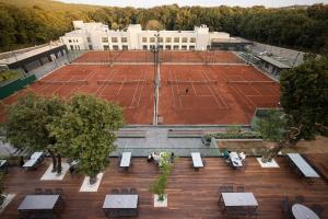 Tenis a/nebo squash v ubytování INVENTIST Hotel Sports Academy Istanbul nebo okolí