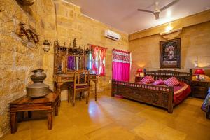 Posezení v ubytování Hotel Garh Jaisal Haveli