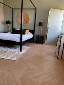 Postel nebo postele na pokoji v ubytování Le Manoir du Monde + 30 fotografií