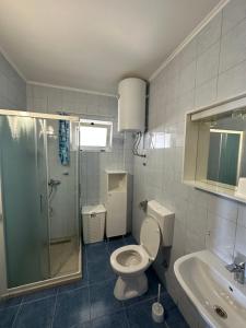 Koupelna v ubytování Apartments Palinić