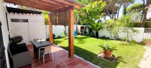 Fotografie z fotogalerie ubytování Apartamento con Jardin y Piscina en Playa v destinaci Estepona