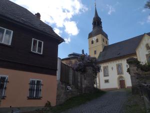 Gallery image of Chalupa u kostela pro 9 in Chřibská