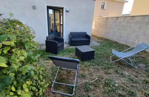 Fotografia z galérie ubytovania T2 bis Confort avec 5 couchages individuels et parking privé v destinácii Villeurbanne + 1 fotografia