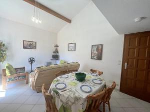 Un ou plusieurs lits dans un hébergement de l'établissement Maison individuelle -800 m de la plage - 6HOURT31