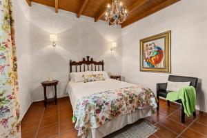 Postel nebo postele na pokoji v ubytování Finca de los Abuelos + 20 fotografií