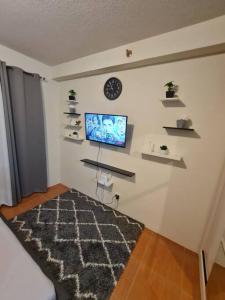 Postel nebo postele na pokoji v ubytování Cebu One Oasis Fully Furnished Studio with balcony