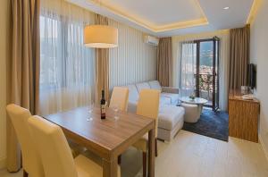 Gallery image of Aparthotel Villa Aria in Budva