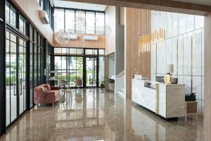 Vstupní hala nebo recepce v ubytování Wellington Hotel Prachuapkhirikhan