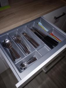 Kuchyň nebo kuchyňský kout v ubytování Apartmán Rezidence Moser-free parking garage