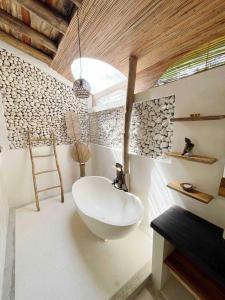 A bathroom at Angatu Villas 3 Padang Padang