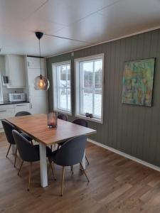 Fotografie z fotogalerie ubytování Moderne hus med 5 soverom og 2 bad på Hidra v destinaci Hidra