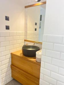 Bathroom sa The Flat, Volos Downtown