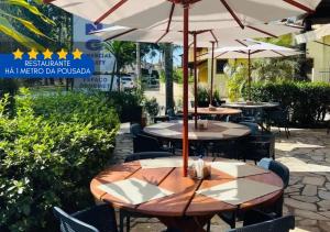 Restaurace v ubytování Pousada Villa Real Paraty - Localização e café da manhã EXCELENTES"