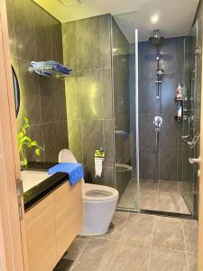 Koupelna v ubytování Sea View Sandy Homestay Citadines Marina