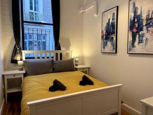 Postel nebo postele na pokoji v ubytování Central 2 bed spacious Apartment