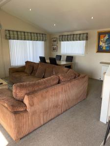 Gallery image of Nodes Point Sandy Bay AP27 affordable ferry prices available in Saint Helens