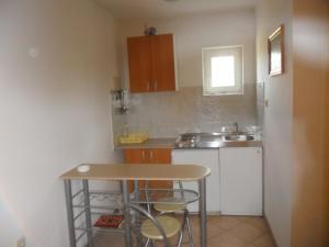 Küche/Küchenzeile in der Unterkunft Apartments Marina